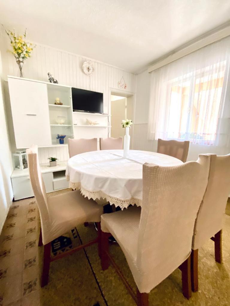 Porat Apartment Starigrad Exterior photo